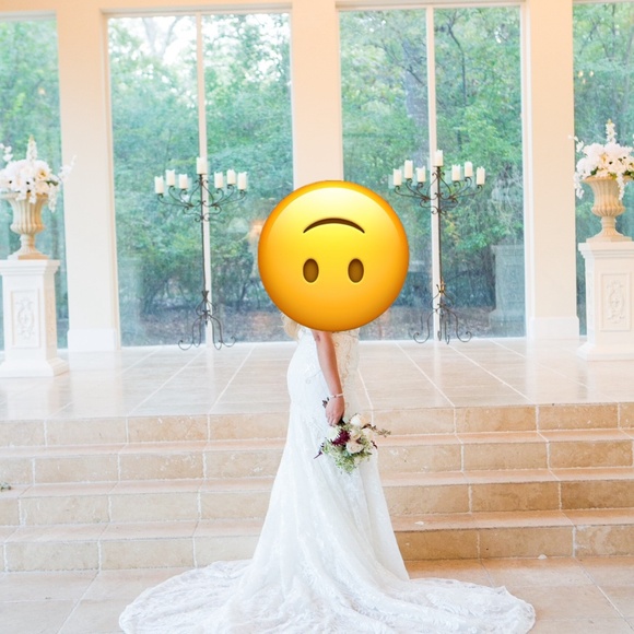 Wedding dress for sale - Picture 3 of 7